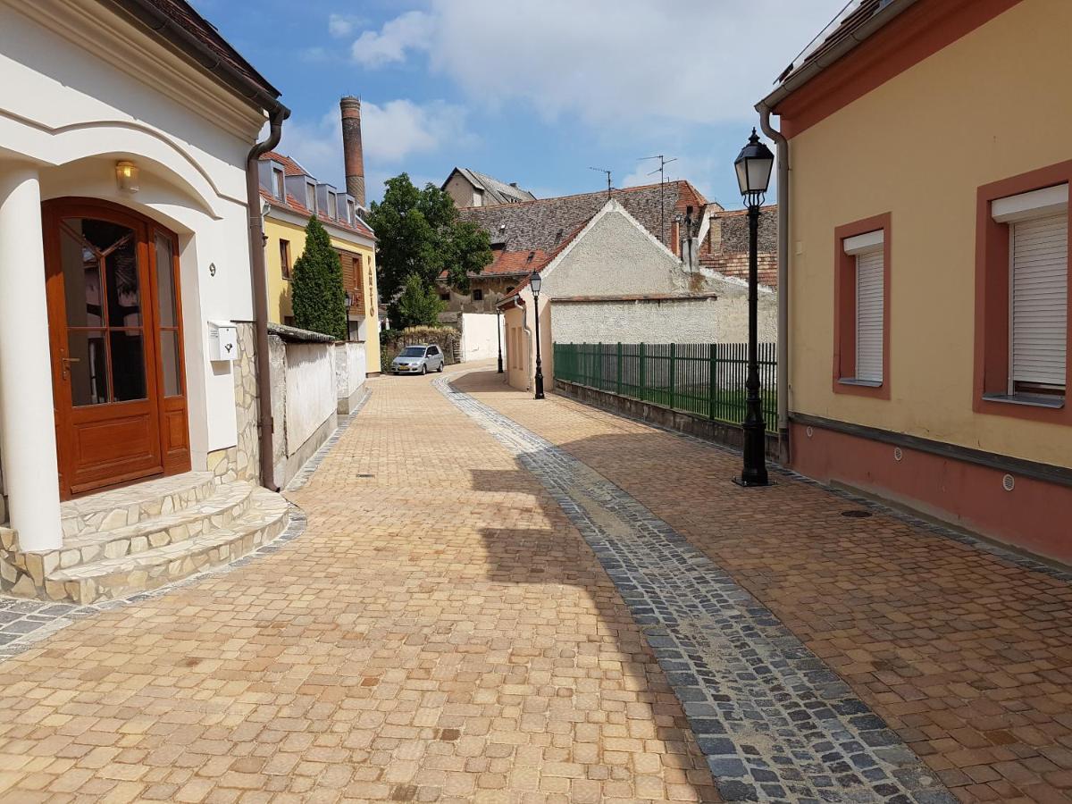 Apartman Kaszas Central Mosonmagyarovar Luaran gambar